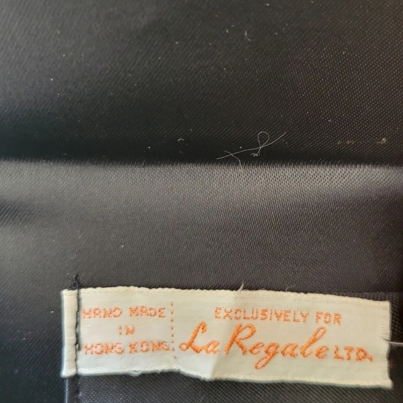 VTG La Regale Clutch Purse Ivory Evening Wedding Satin Beaded Sequined Scalloped - Picture 5 of 5